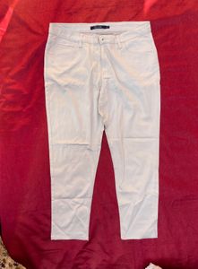 Off-White Straight Leg Jeans