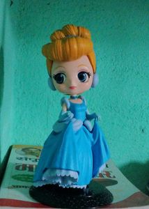 Cutest and Rare Disney Cinderella figurine.