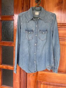 Gap denim shirt