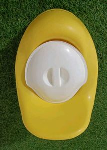 Lightly Used Baby Hug Potty Train Seat