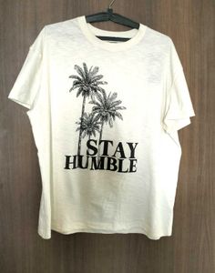 New With Tag Cotton Graphic Tee