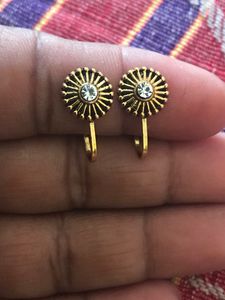 Good Quality Oxidised Ear Stud Or Nose Stud