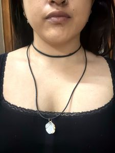 Shell Pendant Necklace