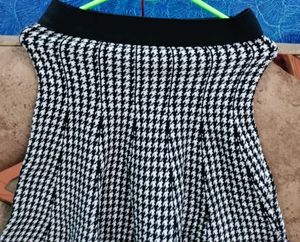 Woolen Skirt