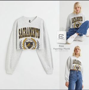 H&M Sacramento Crop Top