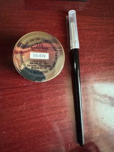 L’Oreal Eye Liner