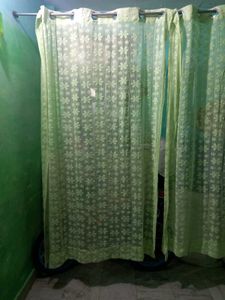 Like New Parrot Green Net Curtains Set Of 2