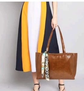 Stylish Brown Croc-Embossed Tote