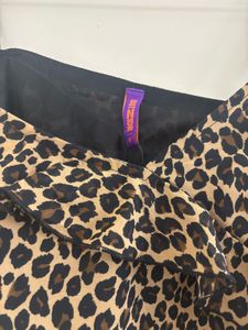 OUTZIDER Leopard Ruffle Top