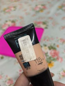 Maybelline Fit Me Foundation