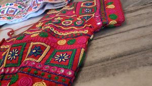 Navratri Festive 4 Pcs Pair Blouse