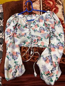Floral Print Long Sleeve Crop Top