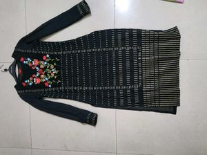 Woollens By W - Black Embroidered Kurta