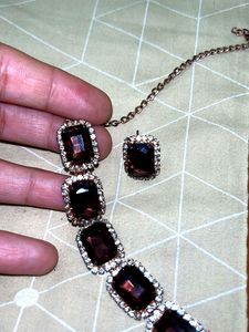 Elegant Necklace &amp; Earring Set