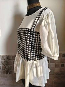 BOGO🎁Buy One Get 1 Free🎁L/ XL Size  Peplum Top