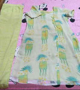 Stylish Parallel kurta set