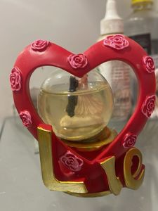 Love Show Piece