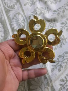 Vintage Apple-Shaped Spinner