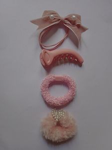 ◉ Cute Hair Accessories
