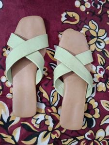 Womens Stylish Flats 🍂💕