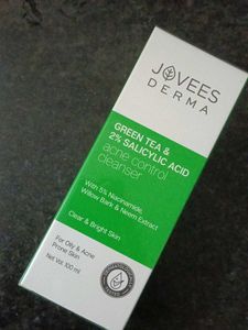 Jovees Derma Acne Control Cleanser