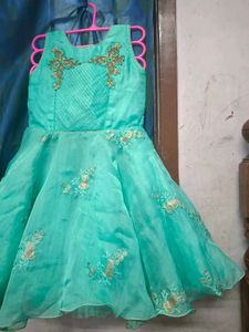 Girl&#39;s Embellished Aqua Dress