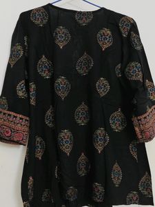 Printed Black Top
