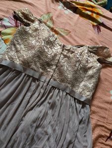 pretty gownn but not my size!