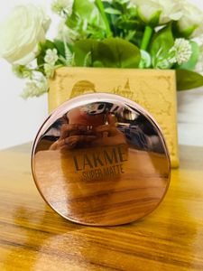 Lakme Super Matte Compact
