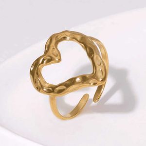 Gold Heart Ring