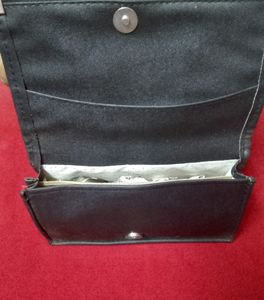 NEW NO USED CLUTCH FOR WOMAN&#39;S.