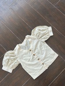 A Breezy Linen Crop Top
