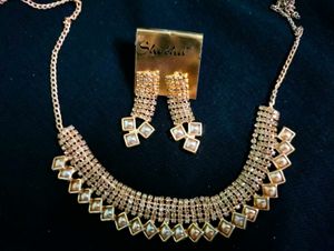 Necklace with earrings