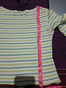 Lime Green And Creamy White Tope