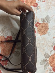 Chic Crossbody Bag