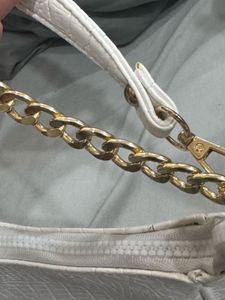 White shoulder bag