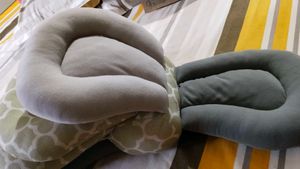 Luvlap Baby Feeding Pillow