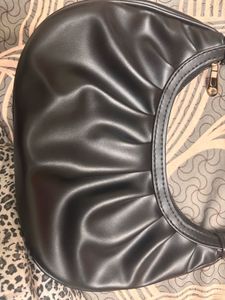Black Ruched Handle Handbag