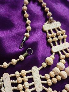Neck Piece
