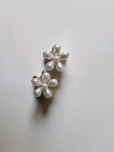 Pearl Flower Hair Clips