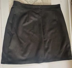 Office Siren Slit Black Skirt