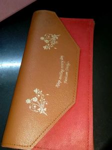 Hand Bags / Pouches