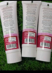 3 Mamaearth Mini Beetroot Hydraful Moisturizer