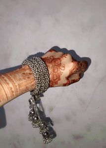 Silver Tone Beaded Bracelet