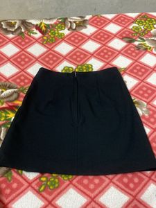 H&amp;M Jet Black Skirt