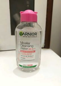 Garnier Micellar Cleansing Water