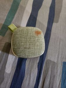 Speaker - NEVER USED BUT lying Openly