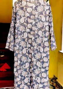 2 Floral Print Kurtas