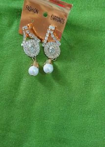 Artificial Trendy Fashion Earrings 💛✨