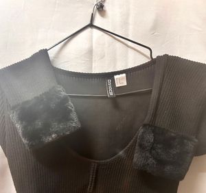 H&amp;M Divided Ribbed Top